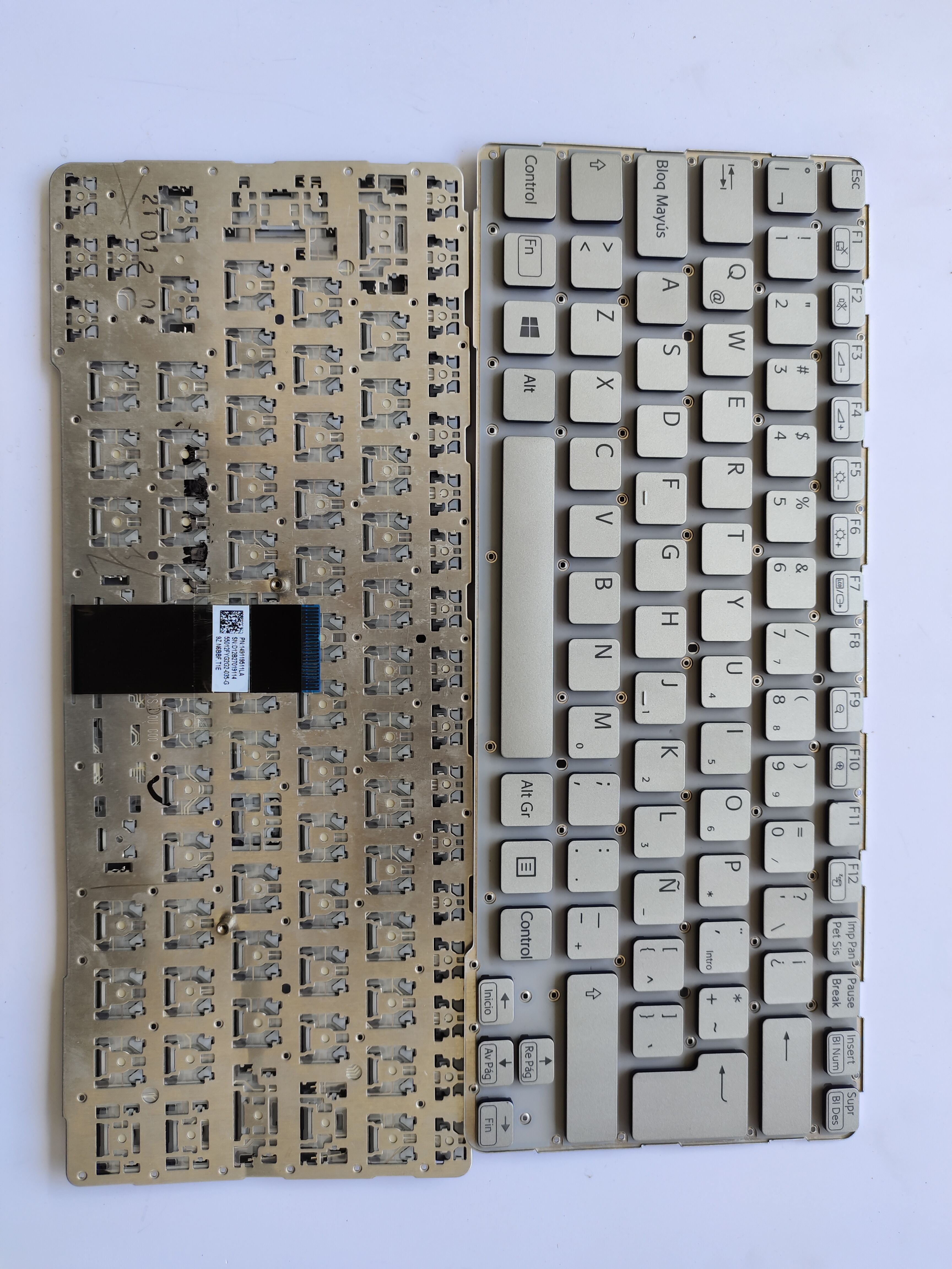 Picture of New Replacement Laptop Keyboard For SONY SVE14A SILVER FRAME SILVER Purple Side LA Layout